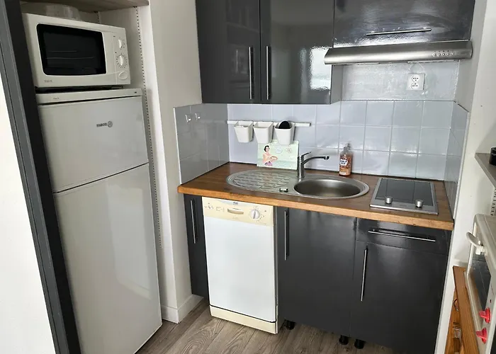 L'eden アパート *