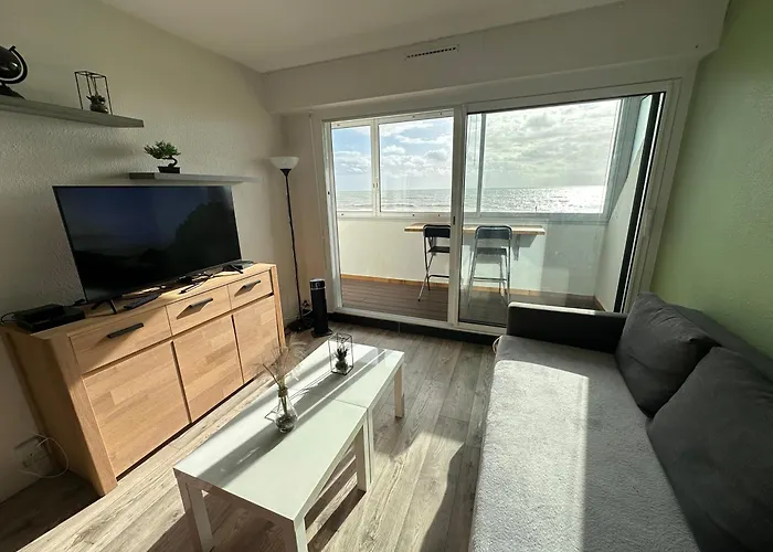 L'eden アパート *